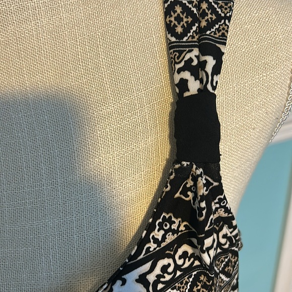 WHBM DRESS MED - Picture 4 of 7